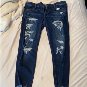 American eagle ripped skinny Capri jeans